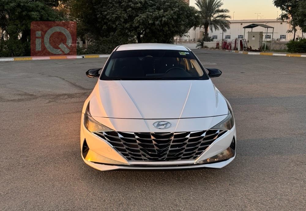 هیوندای ئەلەنترا